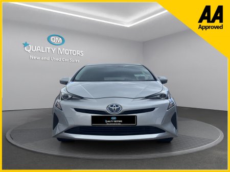 2017 Toyota Prius - photo 2