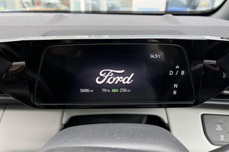 2025 Ford Capri - photo 26