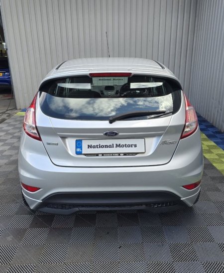 2017 Ford Fiesta - photo 4