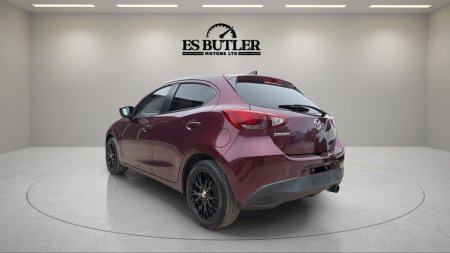 2016 Mazda Demio - photo 3