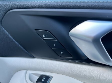 2020 BMW X5 - photo 26