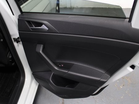 2019 Volkswagen Polo - photo 27