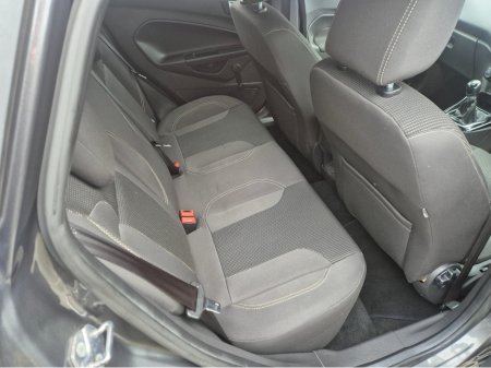 2016 Ford Fiesta - photo 8