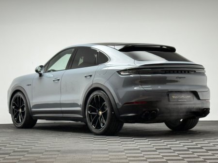 2024 Porsche Cayenne - photo 3