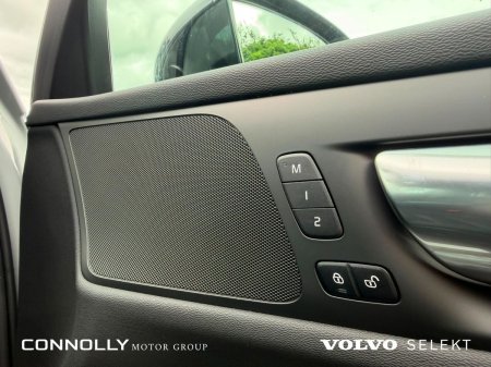 2025 Volvo V60 - photo 25