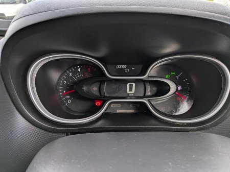 2021 Renault Trafic - photo 18