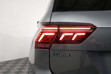 2023 Volkswagen Tiguan Allspace - photo 10