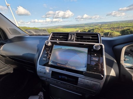 2018 Toyota Land Cruiser - photo 17