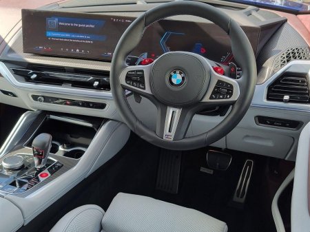 2025 BMW XM - photo 6