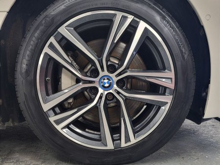 2022 BMW i4 - photo 14