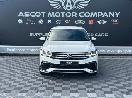2023 Volkswagen Tiguan - photo 2