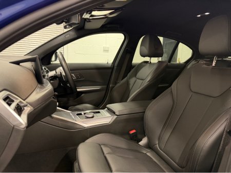 2025 BMW 3-Series - photo 34