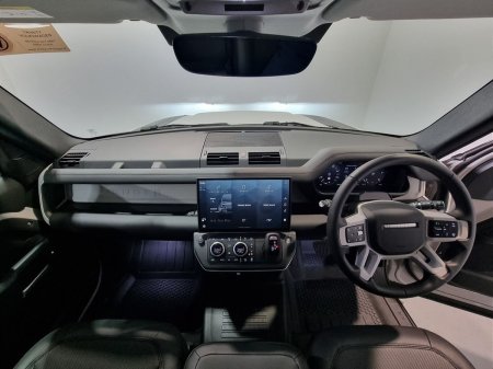 2026 Land Rover Defender - photo 2