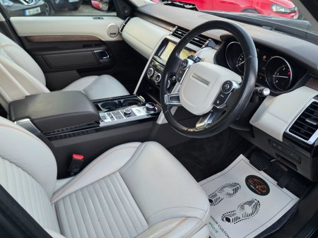 2017 Land Rover Discovery - photo 16