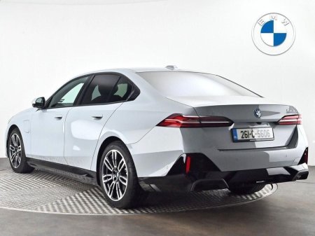 2026 BMW 5-Series - photo 2