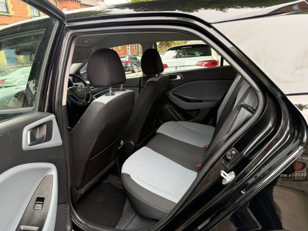 2016 Hyundai i20 - photo 13