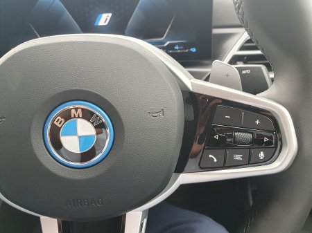 2026 BMW 3-Series - photo 18