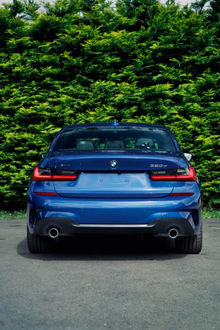 2022 BMW 3-Series - photo 9