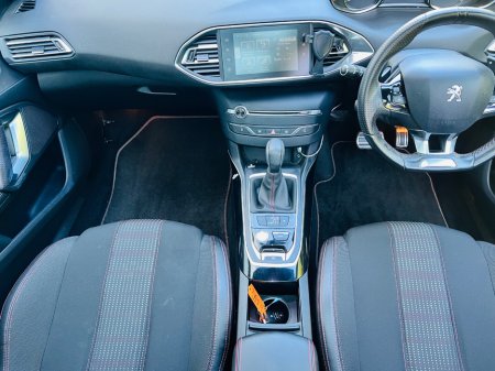 2017 Peugeot 308 - photo 14