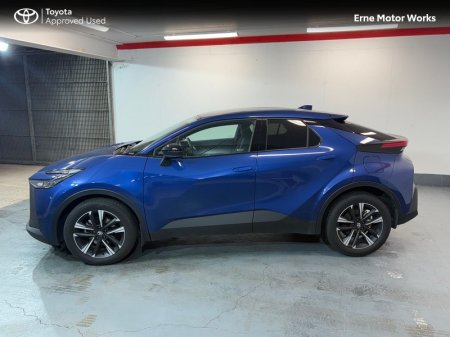 2026 Toyota C-HR - photo 2