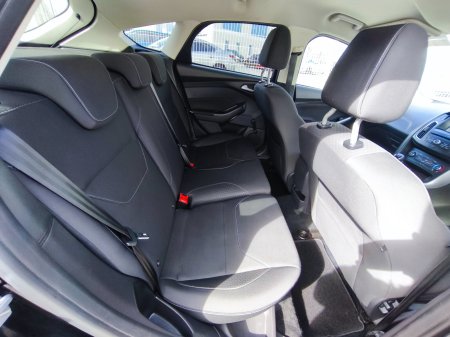 2017 Ford Focus - photo 16