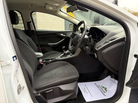 2017 Ford Focus - photo 12