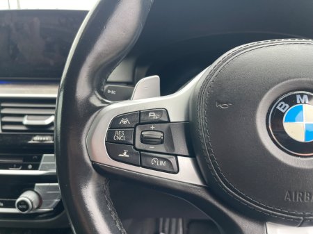 2020 BMW 5-Series - photo 22