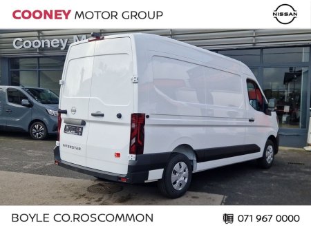 2027 Nissan Interstar - photo 3