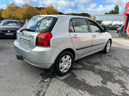 2004 Toyota Corolla - photo 10