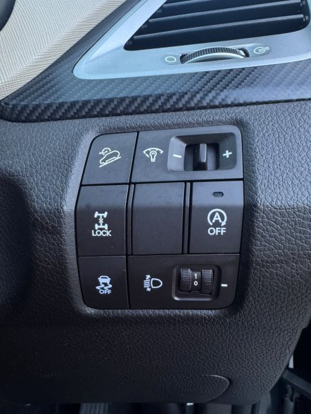 2017 Hyundai Santa Fe - photo 30