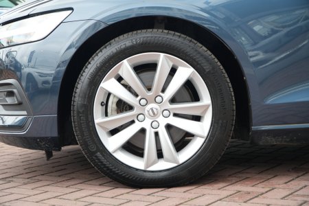 2020 Volvo V60 - photo 20