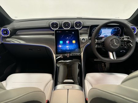 2026 Mercedes-Benz GLC - photo 2