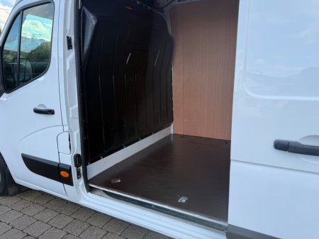 2024 Renault Master - photo 13