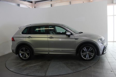 2016 Volkswagen Tiguan - photo 2