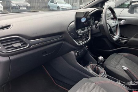 2020 Ford Fiesta - photo 18