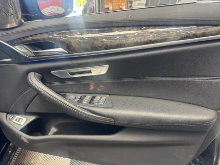2018 BMW 5-Series - photo 13