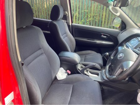 2014 Toyota Hilux - photo 16