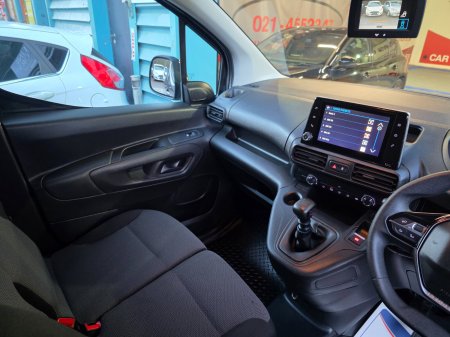 2022 Peugeot Partner - photo 15