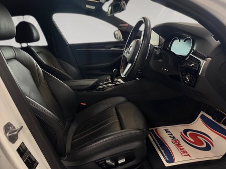 2017 BMW 5-Series - photo 11