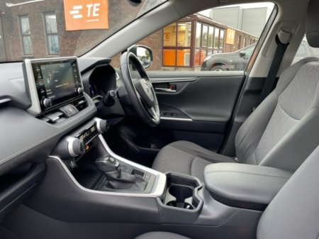2021 Toyota RAV4 - photo 6