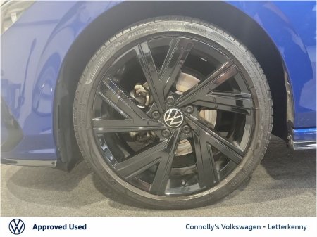 2023 Volkswagen Golf - photo 8