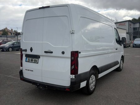 2025 Renault Master - photo 7