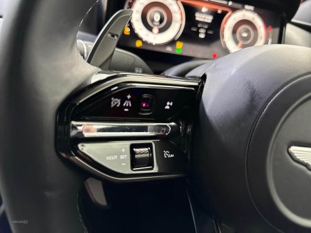 2025 Aston Martin DB12 - photo 28
