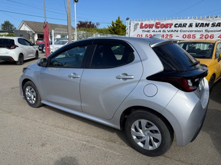 2021 Toyota Yaris - photo 4