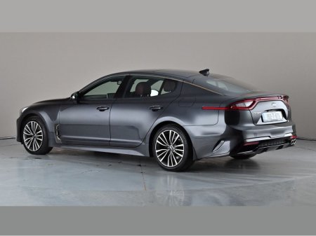 2019 Kia Stinger - photo 2