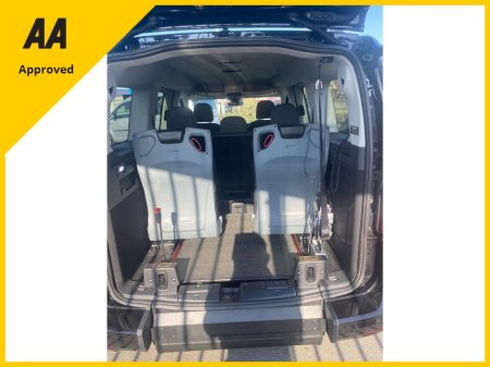 2026 Ford Tourneo Connect - photo 8