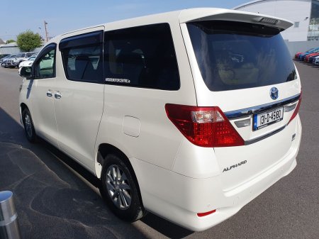 2013 Toyota Alphard - photo 6