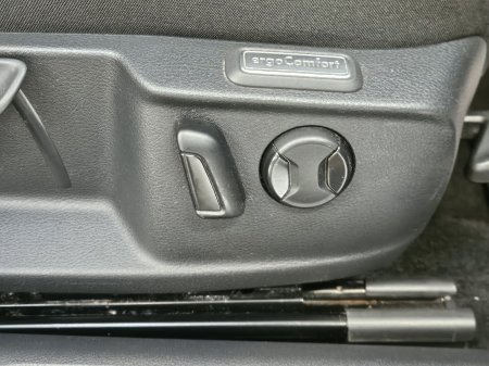 2022 Volkswagen Passat - photo 8