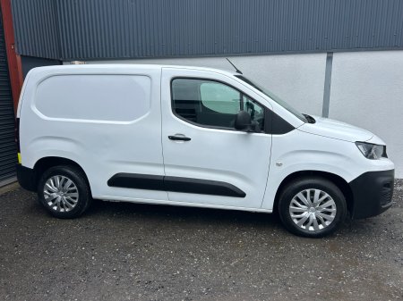 2020 Peugeot Partner - photo 3