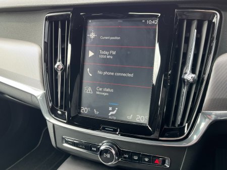 2018 Volvo V90 - photo 18